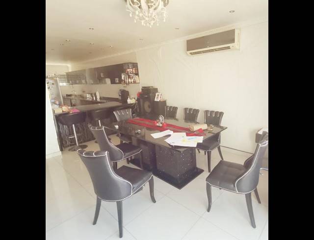 3 BEDROOM TOWNHOUSE FOR SALE IN RESERVOIR HILLS